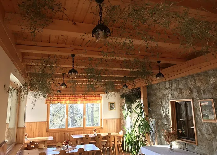 Lodge Valvasorjev Dom